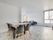 En location Appartement 3 pièces 78 m