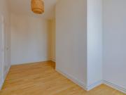 En location Appartement 3 pièces 81 m