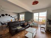 En location Appartement 3 pièces 84 m