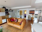 En location Appartement 3 pièces 86 m