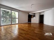 En location Appartement 3 pièces 90 m