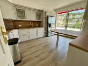 En location Appartement 3 pièces 96 m