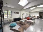 En location Appartement 4 pièces 105 m