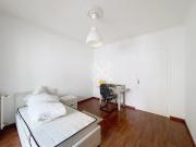 En location Appartement 4 pièces 109 m
