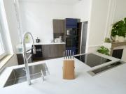 En location Appartement 4 pièces 111 m