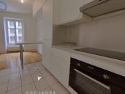 En location Appartement 4 pièces 122 m