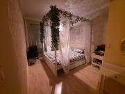 En location Appartement 4 pièces 125 m