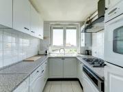 En location Appartement 4 pièces 65 m