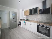 En location Appartement 4 pièces 77 m