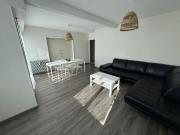En location Appartement 4 pièces 77 m