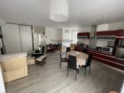 En location Appartement 4 pièces 80 m