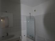 En location Appartement 4 pièces 80 m