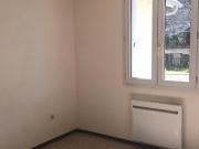 En location Appartement 4 pièces 81 m