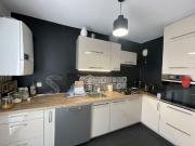 En location Appartement 4 pièces 82 m