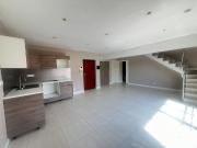 En location Appartement 4 pièces 85 m