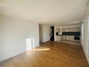 En location Appartement 4 pièces 86 m