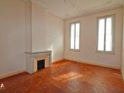 En location Appartement 4 pièces 95 m