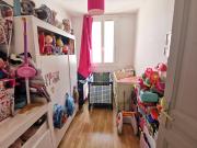 En location Appartement 5 pièces 100 m