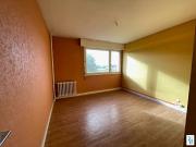 En location Appartement 5 pièces 100 m