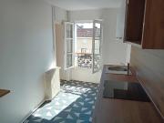 En location Appartement 5 pièces 106 m