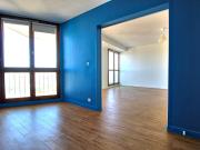 En location Appartement 5 pièces 108 m
