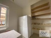 En location Appartement 5 pièces 116 m