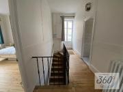 En location Appartement 5 pièces 116 m