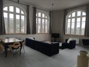 En location Appartement 5 pièces 129 m