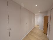 En location Appartement 5 pièces 140 m