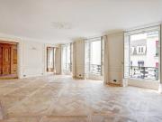 En location Appartement 5 pièces 155 m