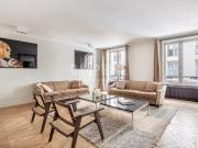 En location Appartement 5 pièces 158 m
