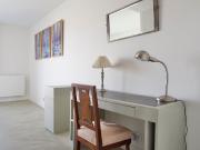 En location Appartement 5 pièces 161 m