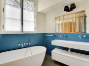 En location Appartement 5 pièces 170 m