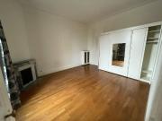 En location Appartement 5 pièces 176 m
