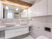 En location Appartement 5 pièces
