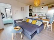 En location Appartement 5 pièces 80 m