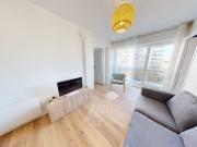 En location Appartement 5 pièces 83 m