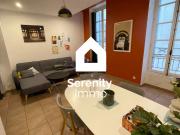 En location Appartement 5 pièces 83 m