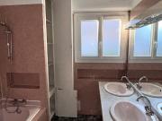 En location Appartement 5 pièces 95 m