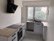 En location Appartement 5 pièces 95 m