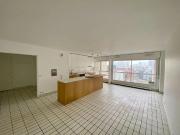 En location Appartement 5 pièces 98 m