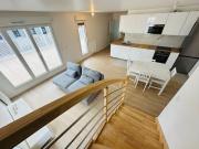 En location Appartement 5 pièces 98 m