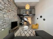 En location Appartement 6 pièces 104 m