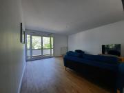 En location Appartement 6 pièces 107 m