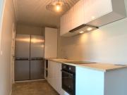En location Appartement 6 pièces 111 m