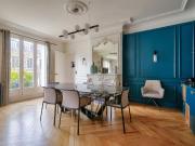 En location Appartement 6 pièces 180 m