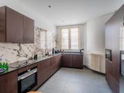 En location Appartement 7 pièces