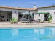 En location Maison 12 pièces 416 m