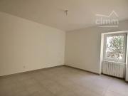 En location Maison 3 pièces 192 m