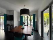 En location Maison 4 pièces 200 m